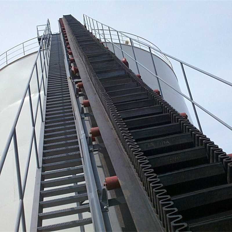 大傾角式皮帶機(jī)正式使用前的準(zhǔn)備工